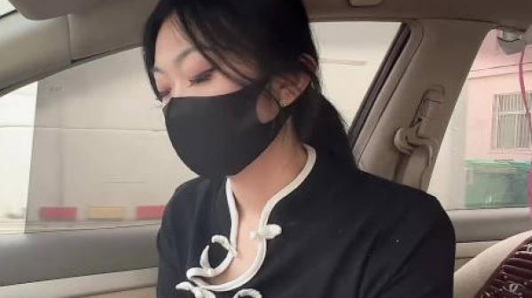 女大学生兼职家教辅导性教学